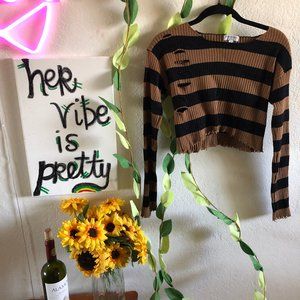 Long Sleeve Distressed Crop